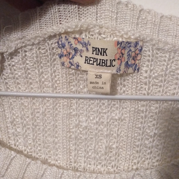 Fitted Sweater - Picture 2 of 3